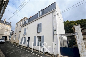 propriete à la vente -   86000  POITIERS, surface 185 m2 vente propriete - UBI474707591